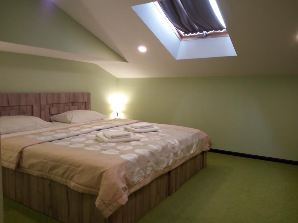 Hotel Salmer Tbilisi Eksteriør billede