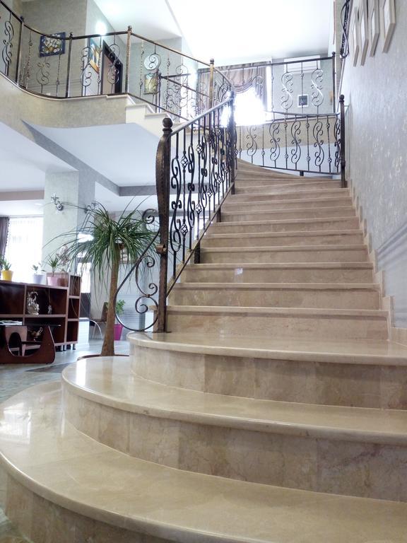 Hotel Salmer Tbilisi Eksteriør billede